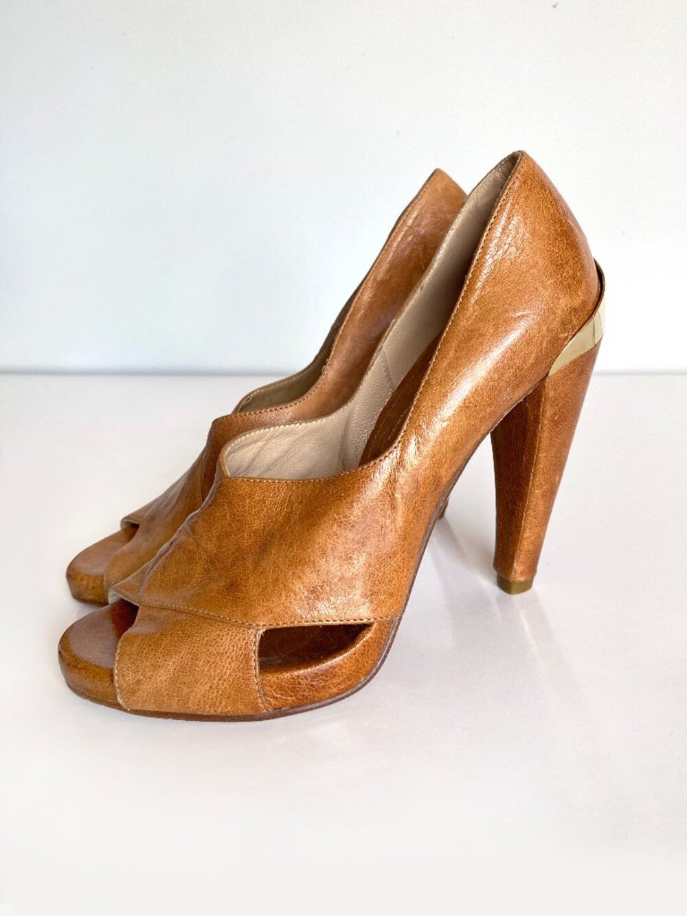 Tashkent by Cheyenne Brown Leather Peep Toe Pumps Womens EU 36 US 6 Designer